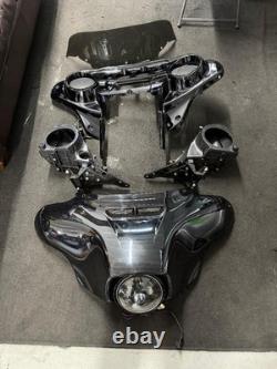 Genuine Harley Davidson 14-later Touring Flh Outer Fairing Black No Inner