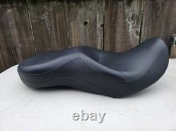 Genuine Harley Davidson OEM Motorcycle Black Seat RDW P/N 92/61-0067 22463 1