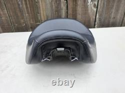 Genuine Harley Davidson OEM Motorcycle Black Seat RDW P/N 92/61-0067 22463 1