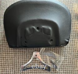 Harley-Davidson 105th Anniversary Touring Backrest 51980-08