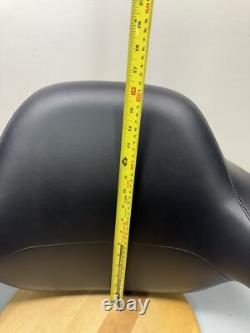 Harley Davidson King Tour Pak Backrest Pad Smooth, Black 52300312 Excellent