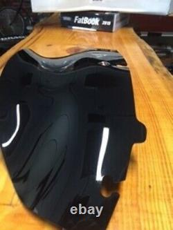 Klock Werks Flare 6.5 Black Windshield for 14-20 Harley Touring FLHX Dresser