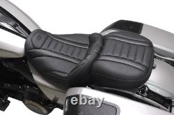 MUSTANG Deluxe Passenger Seat Wide Gunmetal Stitch FLT FLH 2023-2025