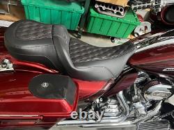Saddlemen Roadsofa Burgundy Lattice Extended Gel Seat for 2008-24 Harley Touring